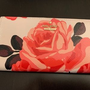 Kate Spade Cameron Street Roses Stacy Wallet
